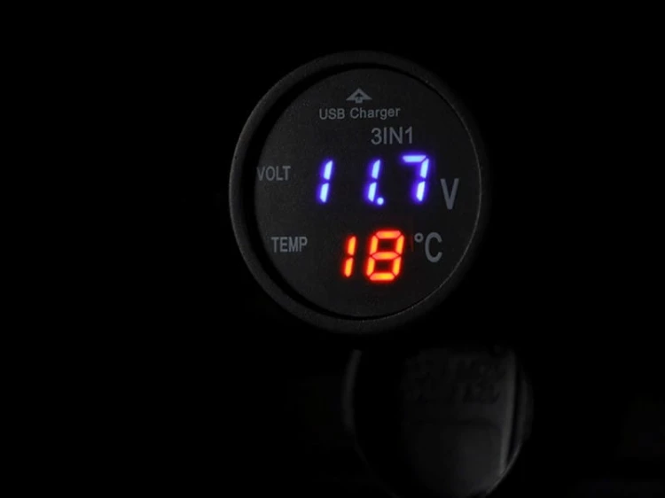 Ładowarka USB 2.1A z woltomierzem i termometrem